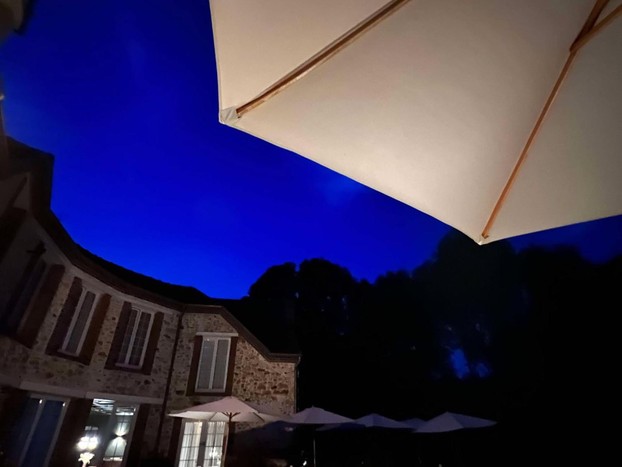 Le Petit Chateau Baye  Exterior photo